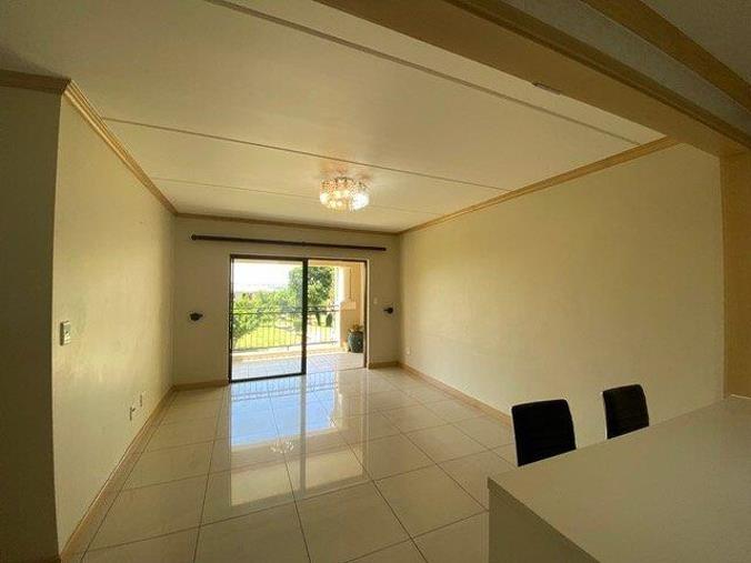 Three-Bedroom Apartment in Broadacres property photograph.